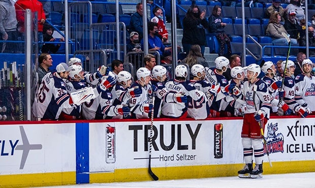 HARTFORD WOLF PACK TAKE GAME 2 FROM PROVIDENCE BRUINS - Howlings